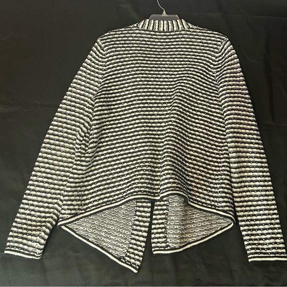 CHICO’S Striped Black and White Open Front Cardigan - Picture 3 of 4